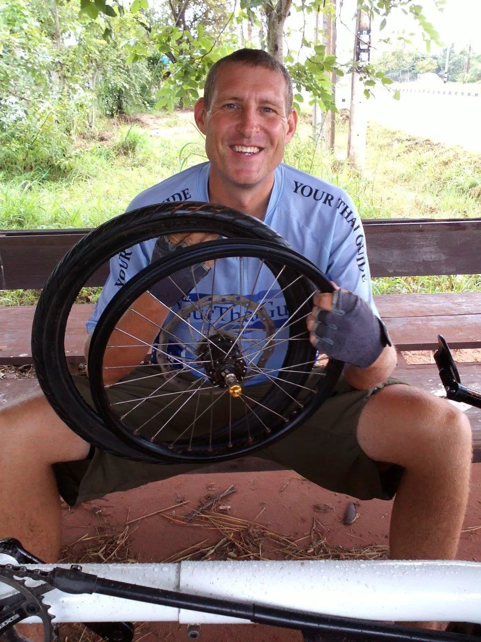 Tires and Tubes to Mukdahan (not)