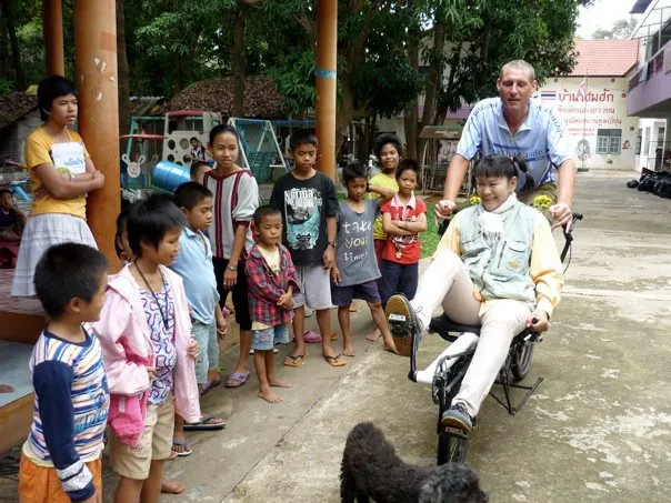Ban Home Hug in Yasothon
