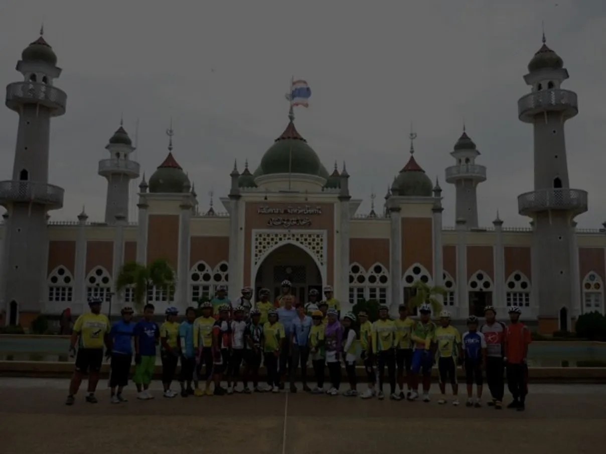 Pattani Cycling Club at the Mosque
